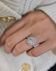 Oval Cut 1ct to 3.00ct Lab Grown Diamond Engagement Wedding Halo Solitaire Ring in 14k 18k Platinum White Yellow Rose Gold.