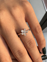 Natural Oval Diamonds Ring in 18K White Gold, 0.69CT Total Diamond weight, DEF Color and VVS VS Clarity. Gift or Present. Cocktail Ring