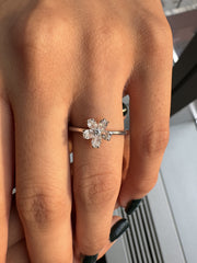 Natural Oval Diamonds Ring in 18K White Gold, 0.69CT Total Diamond weight, DEF Color and VVS VS Clarity. Gift or Present. Cocktail Ring
