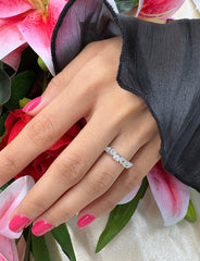 Heart Shape Natural Earth Diamond Ring in 18K White Gold, 1 cttw, DEF Color and VS Clarity. Statement Ring.