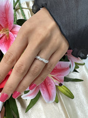 Heart Shape Natural Earth Diamond Ring in 18K White Gold, 1 cttw, DEF Color and VS Clarity. Statement Ring.