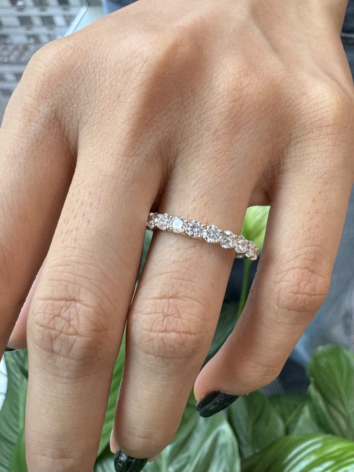 1.00 cttw Round Wedding Band. Halfway Diamond Ring Sizeable. in 14k 18k Platinum White Yellow Rose Gold. DEF Color VVS VS Lab Grown Diamonds