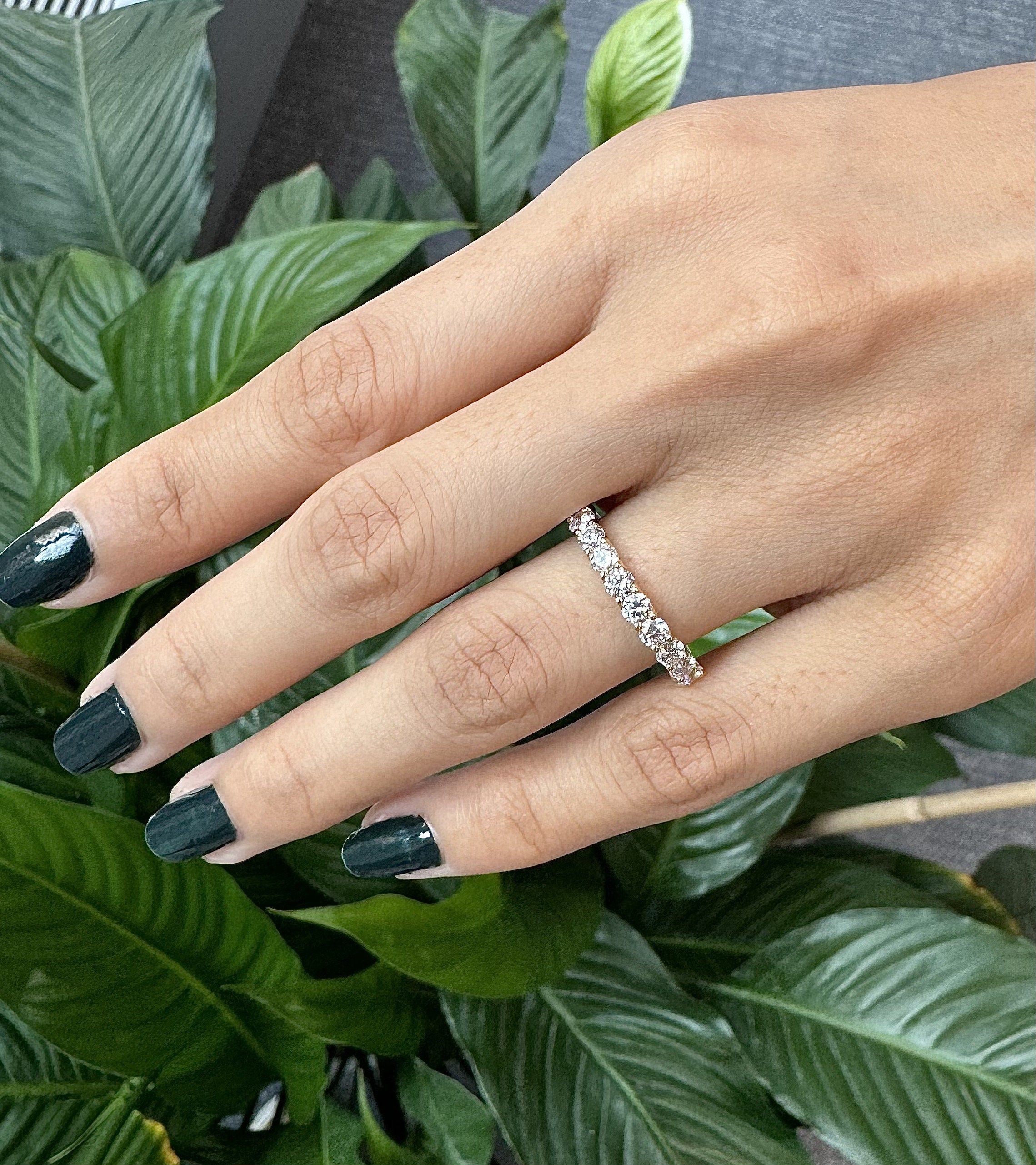 1.00 cttw Round Wedding Band. Halfway Diamond Ring Sizeable. in 14k 18k Platinum White Yellow Rose Gold. DEF Color VVS VS Lab Grown Diamonds