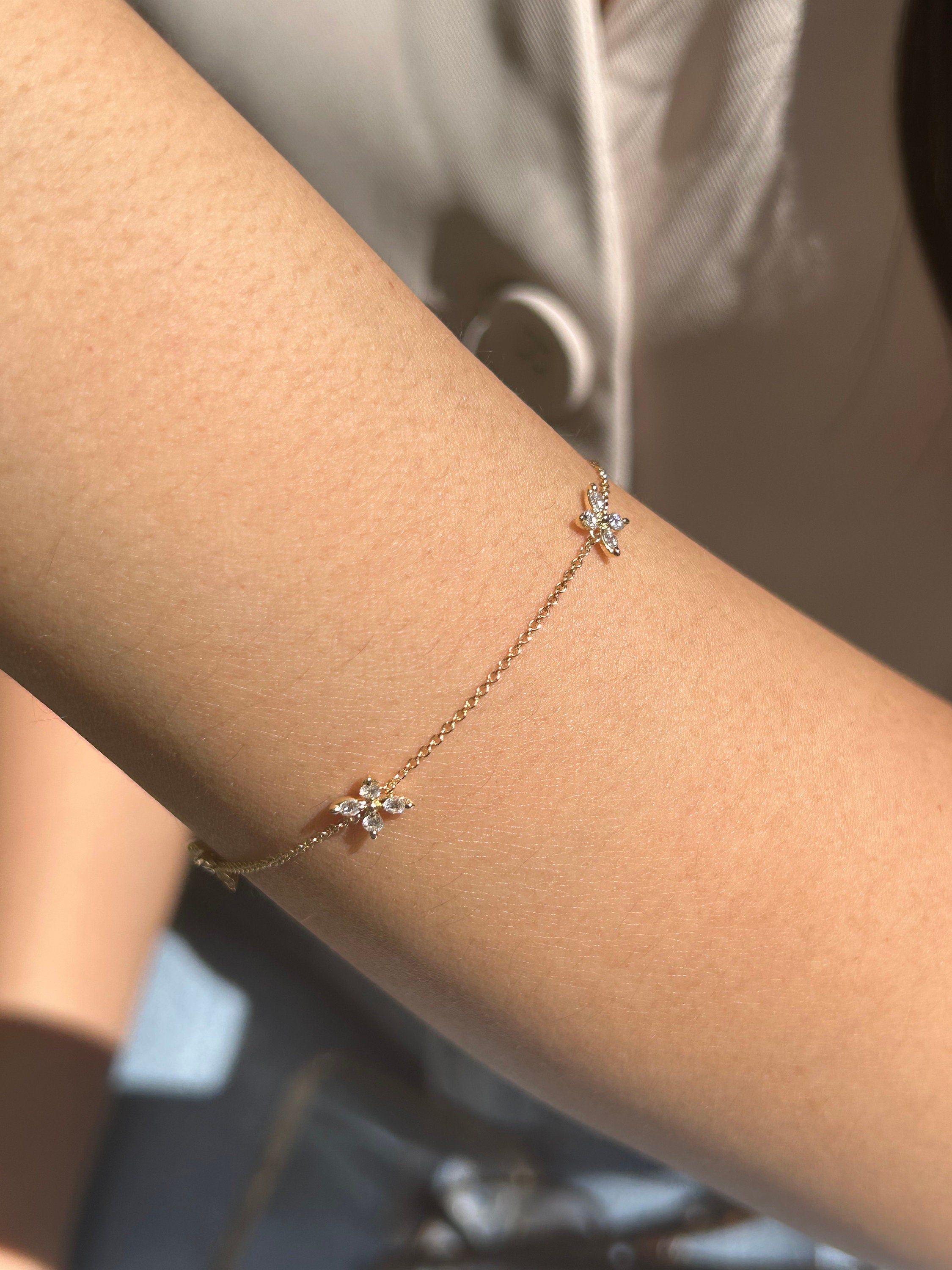 Natural Diamond Bracelet in 14K 18K White Yellow Rose Gold. F Color and VS Clarity. Flower Dainty Bracelet.