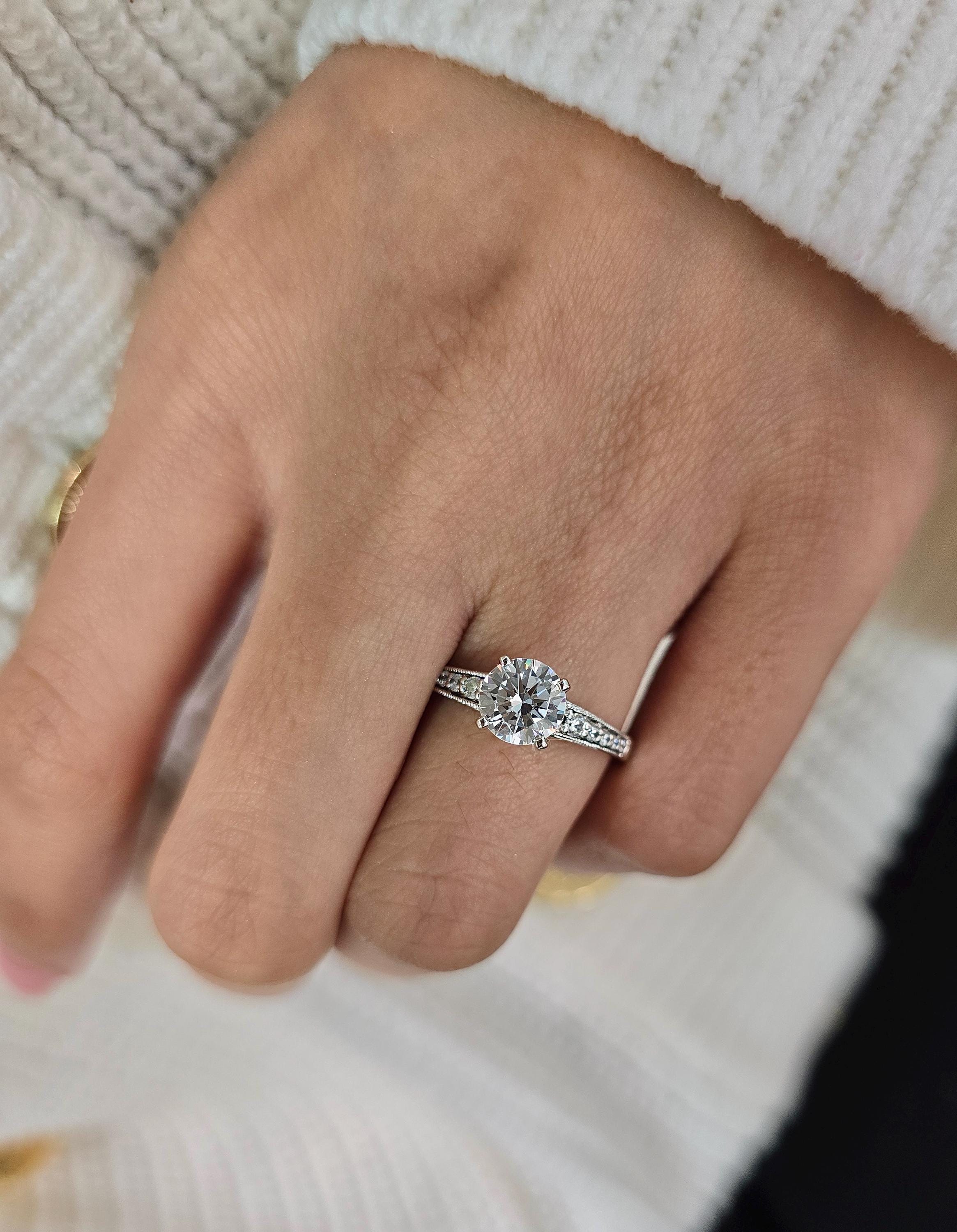 Round Cut 1ct 1.50ct 2.00ct 3.00ct Lab Grown Diamond Engagement Wedding Ring in 14k 18k Platinum White Yellow Rose Gold.