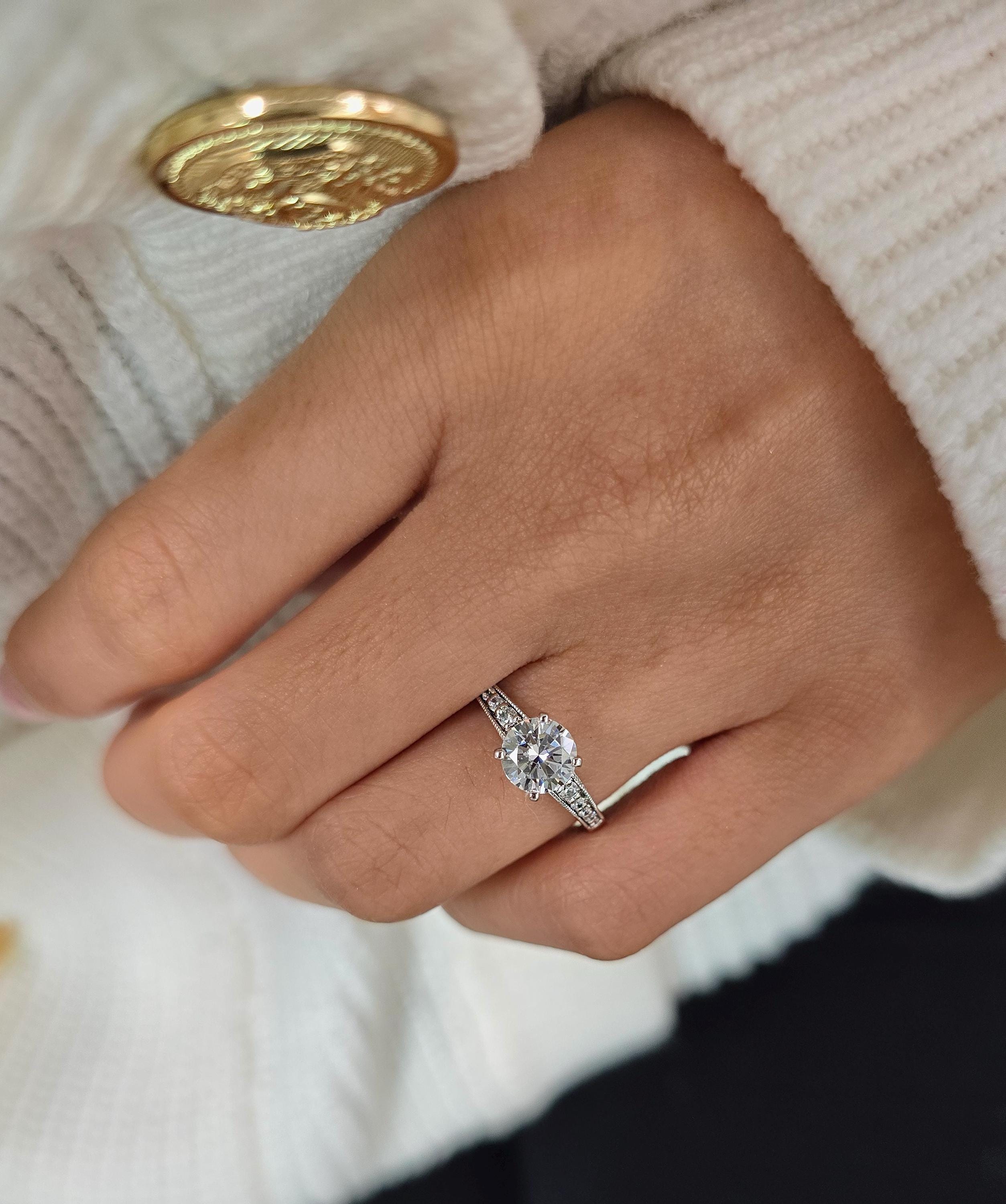 Round Cut 1ct 1.50ct 2.00ct 3.00ct Lab Grown Diamond Engagement Wedding Ring in 14k 18k Platinum White Yellow Rose Gold.