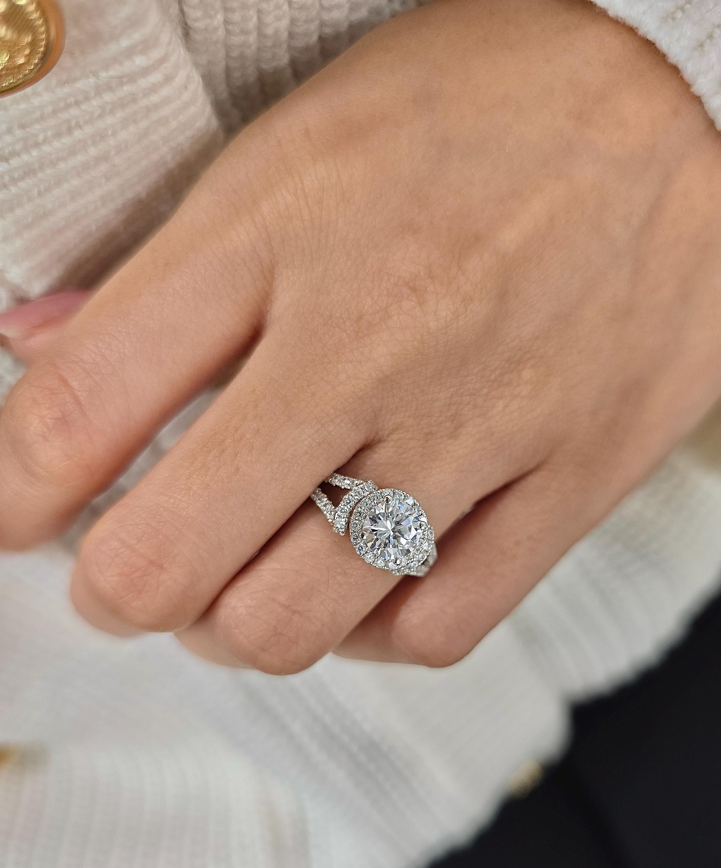Round Cut 1ct 1.50ct 2.00ct 3.00ct Lab Grown Diamond Engagement Wedding Halo Ring in 14k 18k Platinum White Yellow Rose Gold.