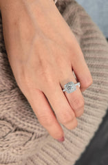 Round Cut 1ct 1.50ct 2.00ct 3.00ct Lab Grown Diamond Engagement Wedding Ring in 14k 18k Platinum White Yellow Rose Gold.