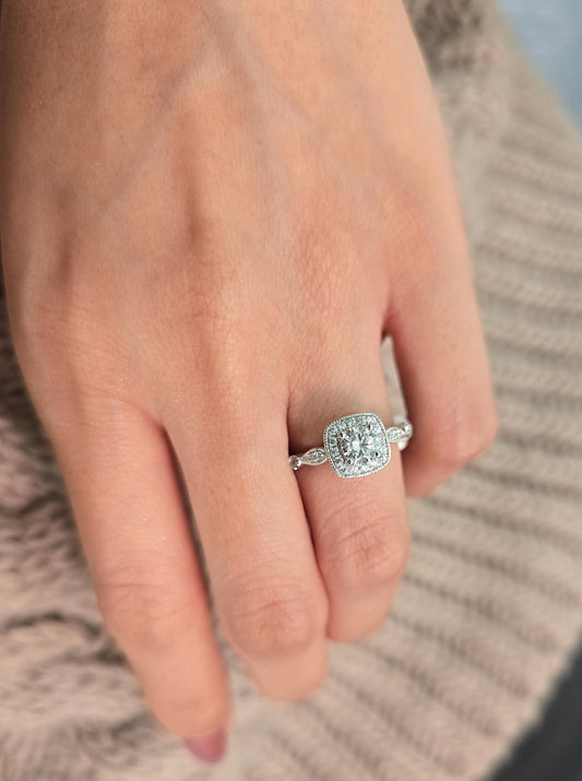 Round Cut 1ct 1.50ct 2.00ct 3.00ct Lab Grown Diamond Engagement Wedding Ring in 14k 18k Platinum White Yellow Rose Gold.
