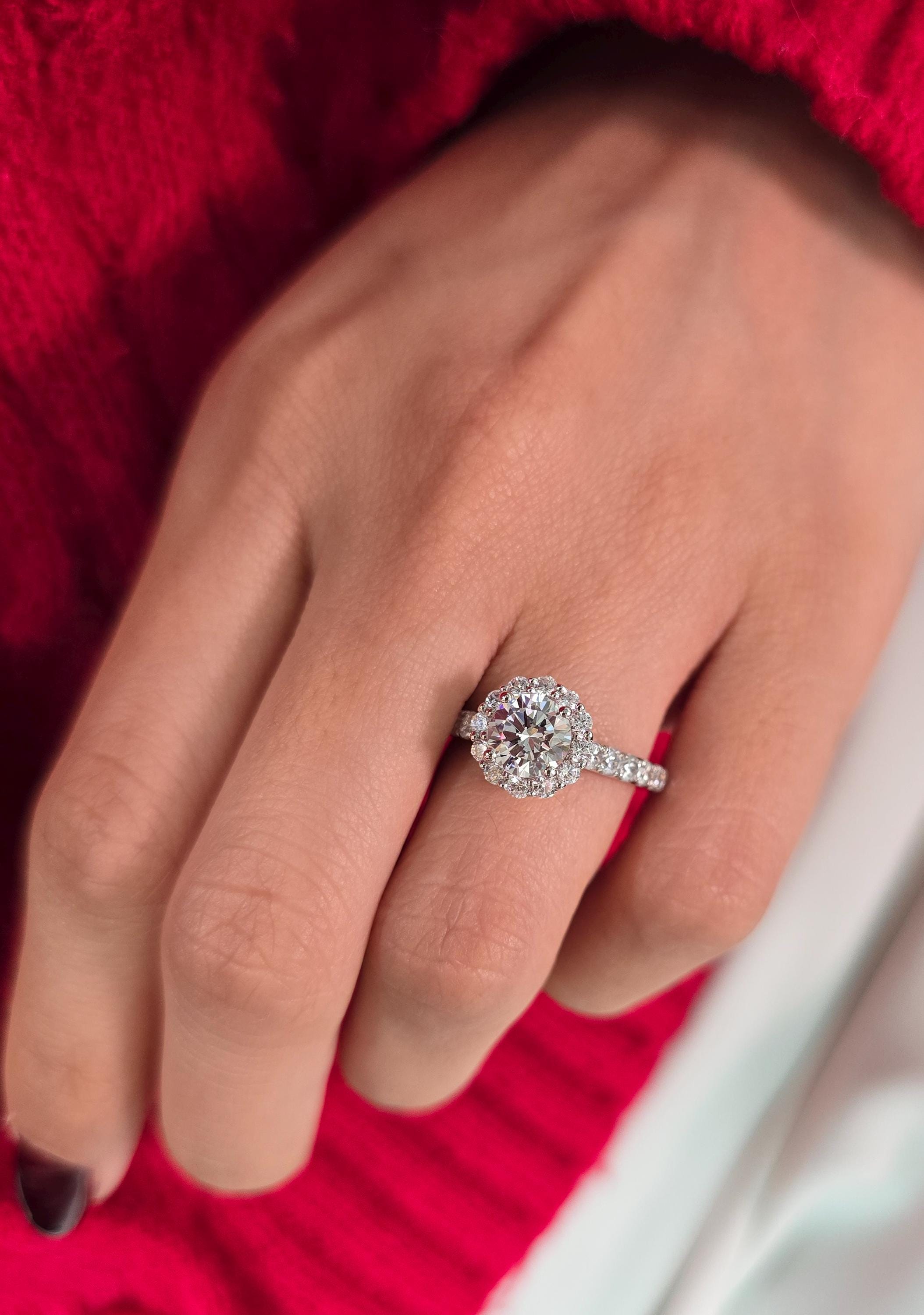 Round Cut 1ct 1.50ct 2.00ct 3.00ct Lab Grown Diamond Engagement Wedding Ring in 14k 18k Platinum White Yellow Rose Gold.