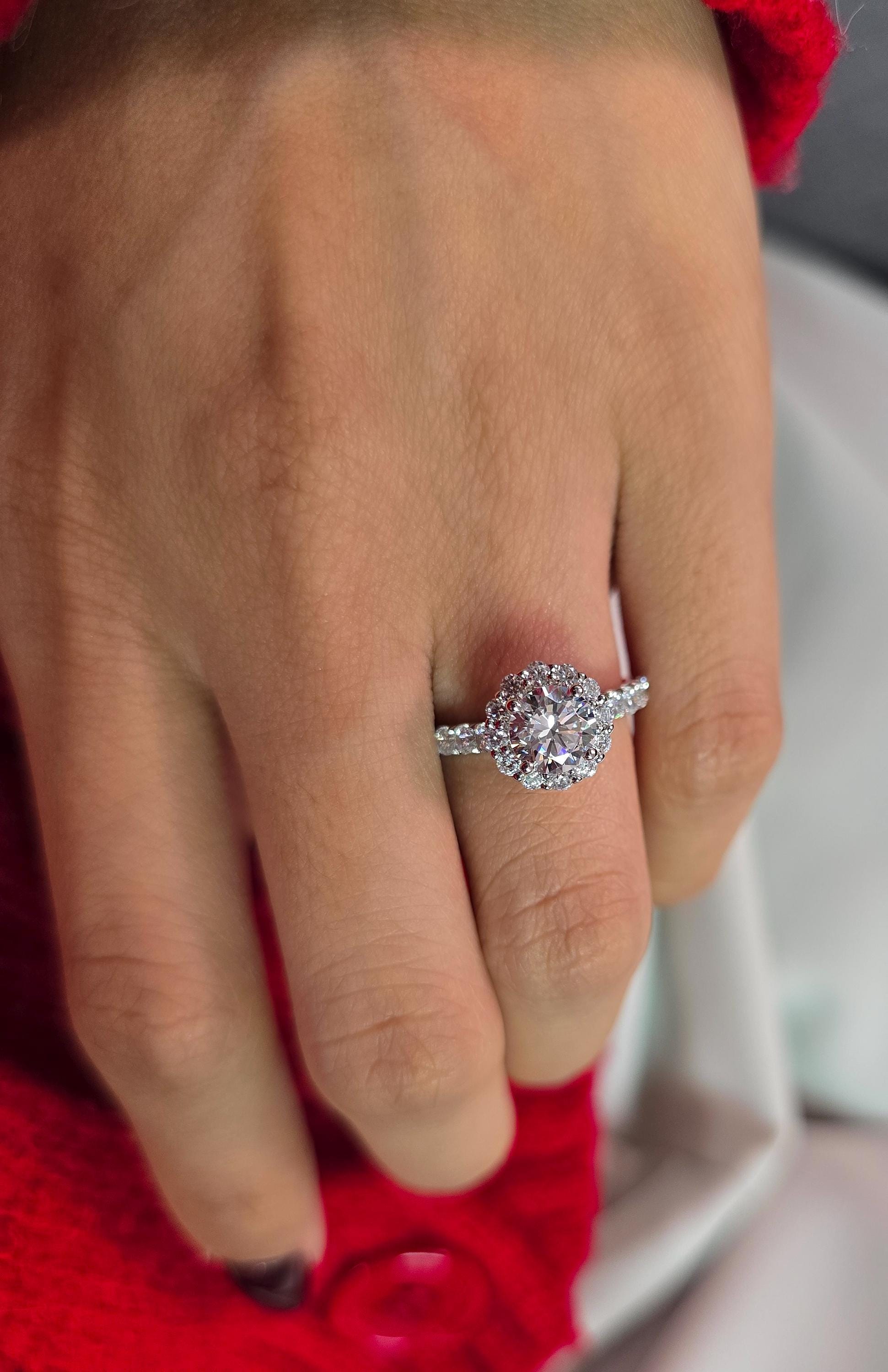 Round Cut 1ct 1.50ct 2.00ct 3.00ct Lab Grown Diamond Engagement Wedding Ring in 14k 18k Platinum White Yellow Rose Gold.