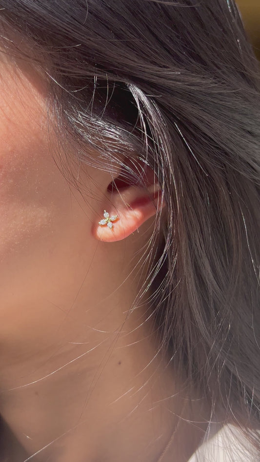 Natural Diamond Earring Studs in 14K Yellow White Gold, F Color and VS Clarity. Dainty Flower Earring. Unique and Different Style