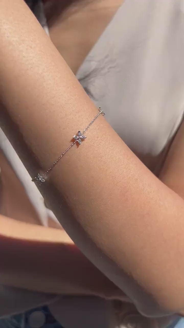 Natural Diamond Bracelet in 14K 18K White Yellow Rose Gold. F Color and VS Clarity. Flower Dainty Bracelet.